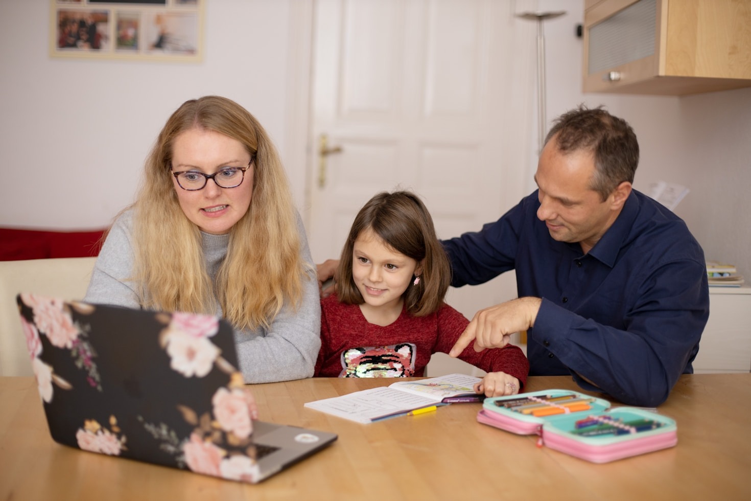 Educación Online: La Solución Flexible para Familias Ocupadas y Homeschoolers